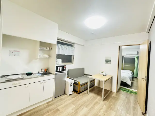 Guest room