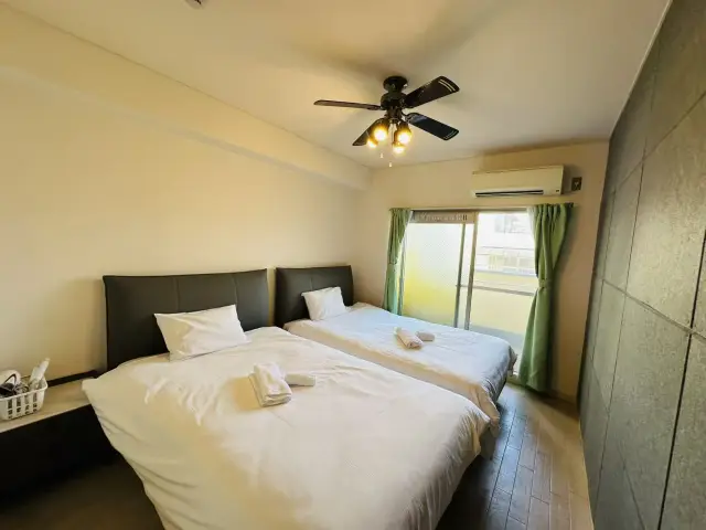 Twin room